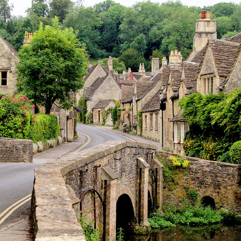 Explore all that the Cotswolds has to offer, including Stow-on-the-Wold, around a fifteen-minute drive away