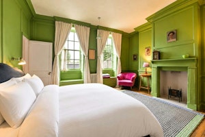 Viscount on the Green image 13