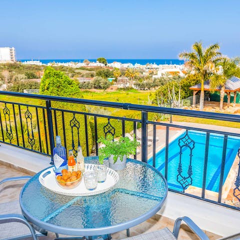 Slowly wake up and enjoy breakfast on the balcony with a view of the sea