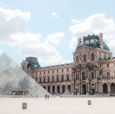 Take a stroll down to the world-famous Louvre and its artwork