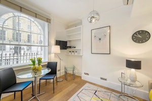 Regent Place image 2