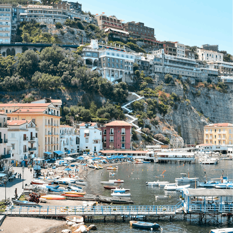 Be inspired while exploring the vibrant heart of Sorrento 