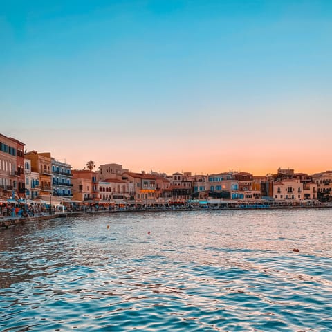 Explore the Venetian city of Chania, just twenty minutes away by car