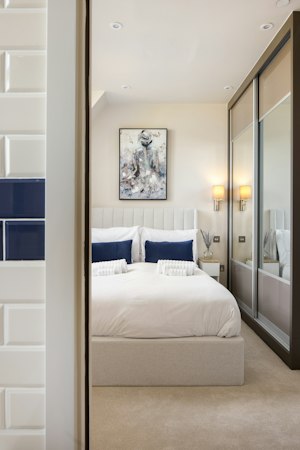 Battersea Retreat image 13