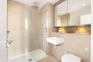 Battersea Retreat image 10