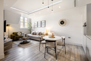 Battersea Retreat image 1