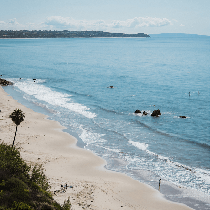 Spend days on the beach – reachable in eleven minutes by car