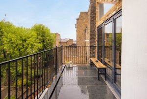 A City Love Song image 10