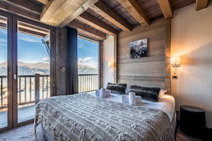 Courchevel Cabin image 3
