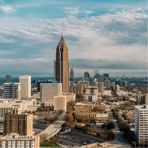 Walk into downtown Atlanta in just over half an hour – or drive in only nine minutes