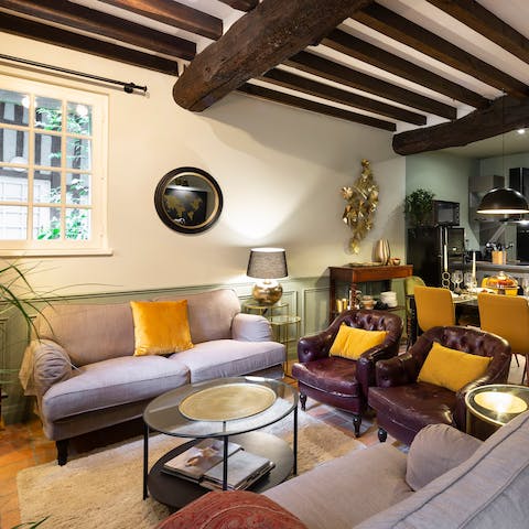 Spend cosy evenings in the snug living room, nursing a warming glass of red while watching your favourite comfort film