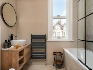 The Weekend image 14