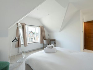 The Weekend image 13