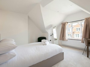 The Weekend image 9