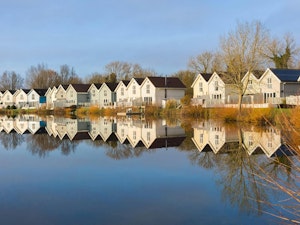 English Country Comfort image 1