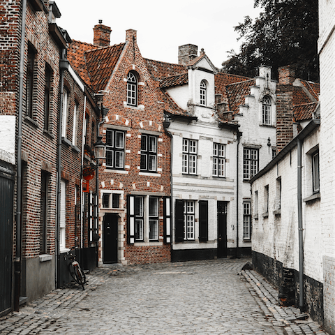 Take a 32-km drive to the historic city of Bruges