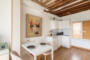 The Parisian Hideaway image 11