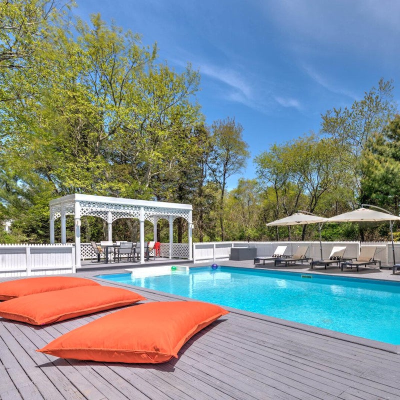 Take your pick between a sun lounger and a plush poolside cushion