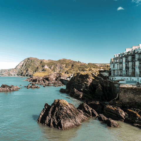 Explore the historic harbour, ancient chapels and picturesque coastal paths of Ilfracombe