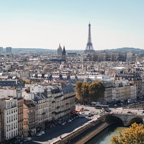 Discover the Boulogne-Billancourt including La Seine Musicale