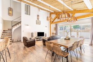 Maison Rouge image 6