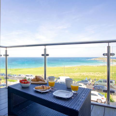 Enjoy your breakfast on the balcony and admire those sea views