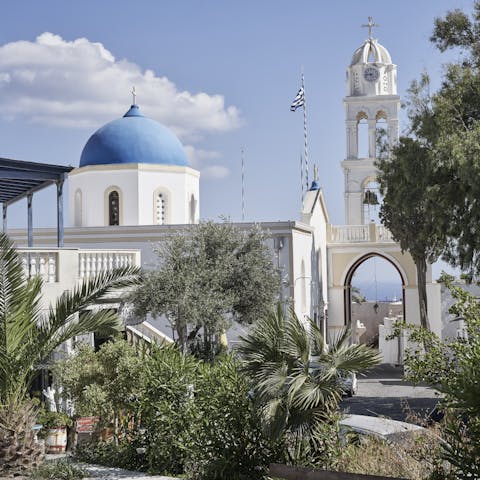 Explore Santori on the way to the local winery, only two minutes away