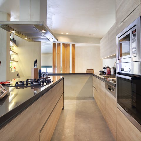 Rediscover cooking in the swanky kitchen