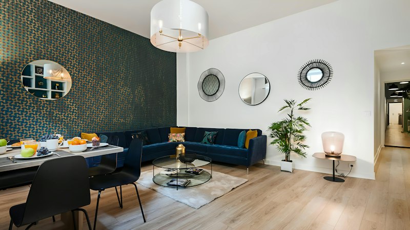 Parisian Family Oasis additional image