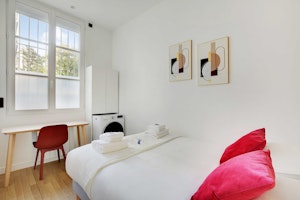 A Paris Vision image 3