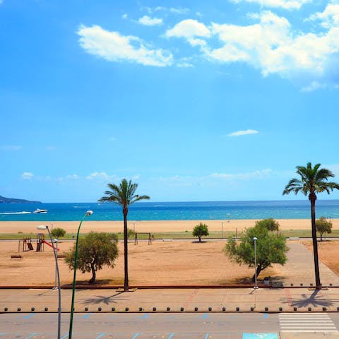 Walk just across the road to the sands of Empuriabrava beach