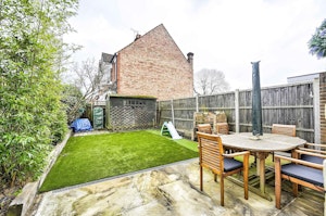 Grand Vale image 11
