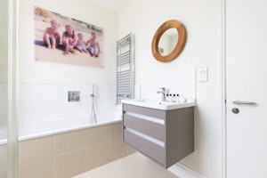 The Hammersmith Exhibition image 8
