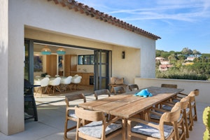 Coastal Views image 15