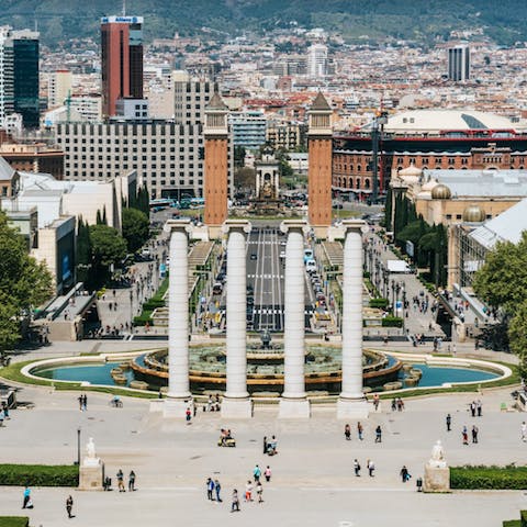 Stay right next to the iconic Plaça d'Espanya