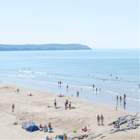 Stay less than 30 minutes from Dorset’s glorious beaches