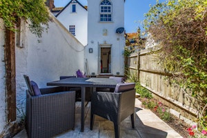 Brown Leather Lodgings image 10