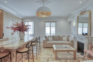 Avenue Grandeur image 1