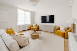 The Regal Quarters image 15