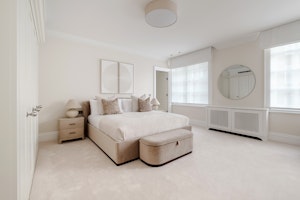 The Regal Quarters image 14