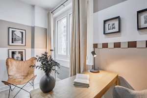 Trocadéro Retreat image 13