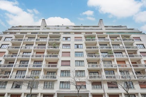 Trocadéro Retreat image 9