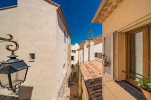 French Riviera Sunbeams image 11