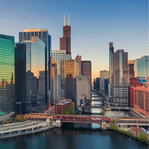 Explore Chicago's bold architecture, museums and art galleries