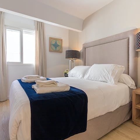 Wake up in the comfortable bedrooms feeling rested and ready for another day of Seville sightseeing