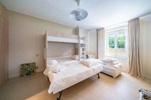 Riviera Living image 6