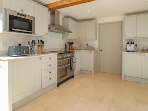 Cotswold Gold image 13