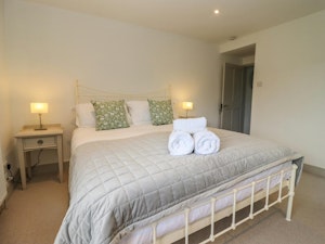 Cotswold Gold image 12