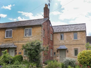 Cotswold Gold image 1