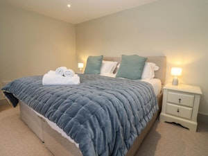 Cotswold Gold image 6
